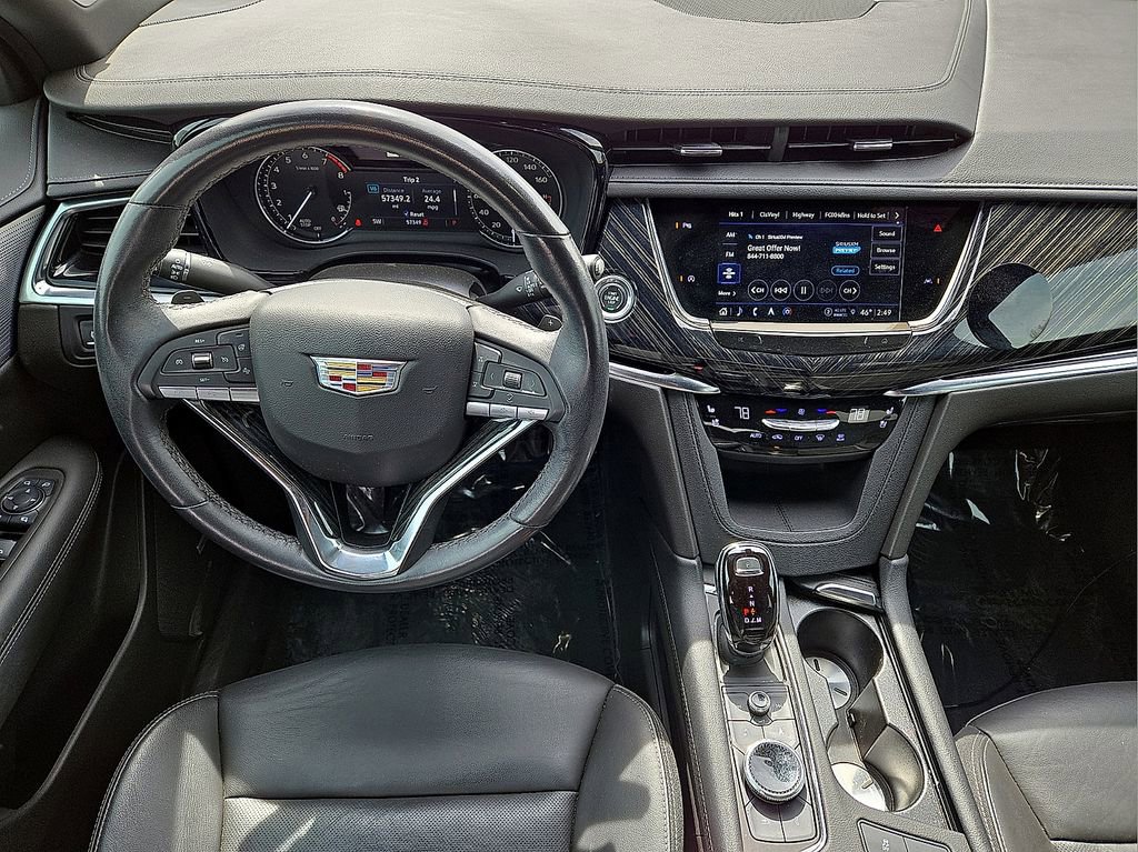 Used 2023 Cadillac XT6 Premium Luxury image 18
