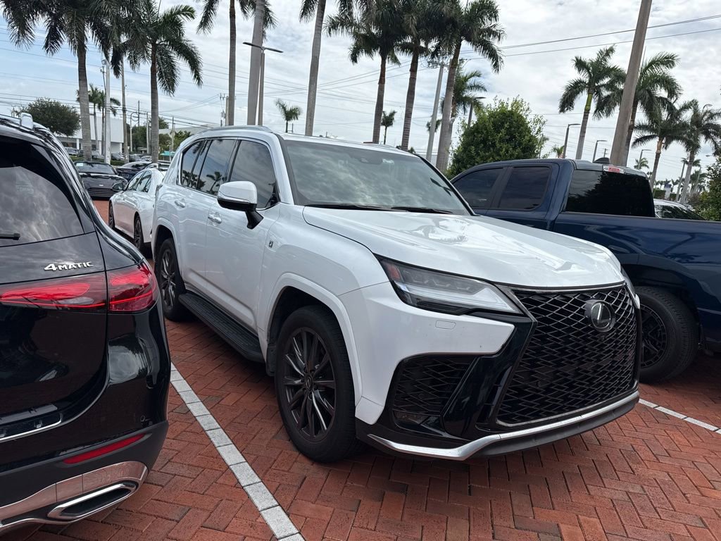 Used 2024 Lexus LX 600 F Sport AWD/4WD video 1