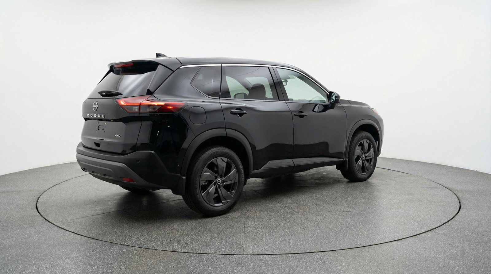 Used 2025 Nissan Rogue SV image 9