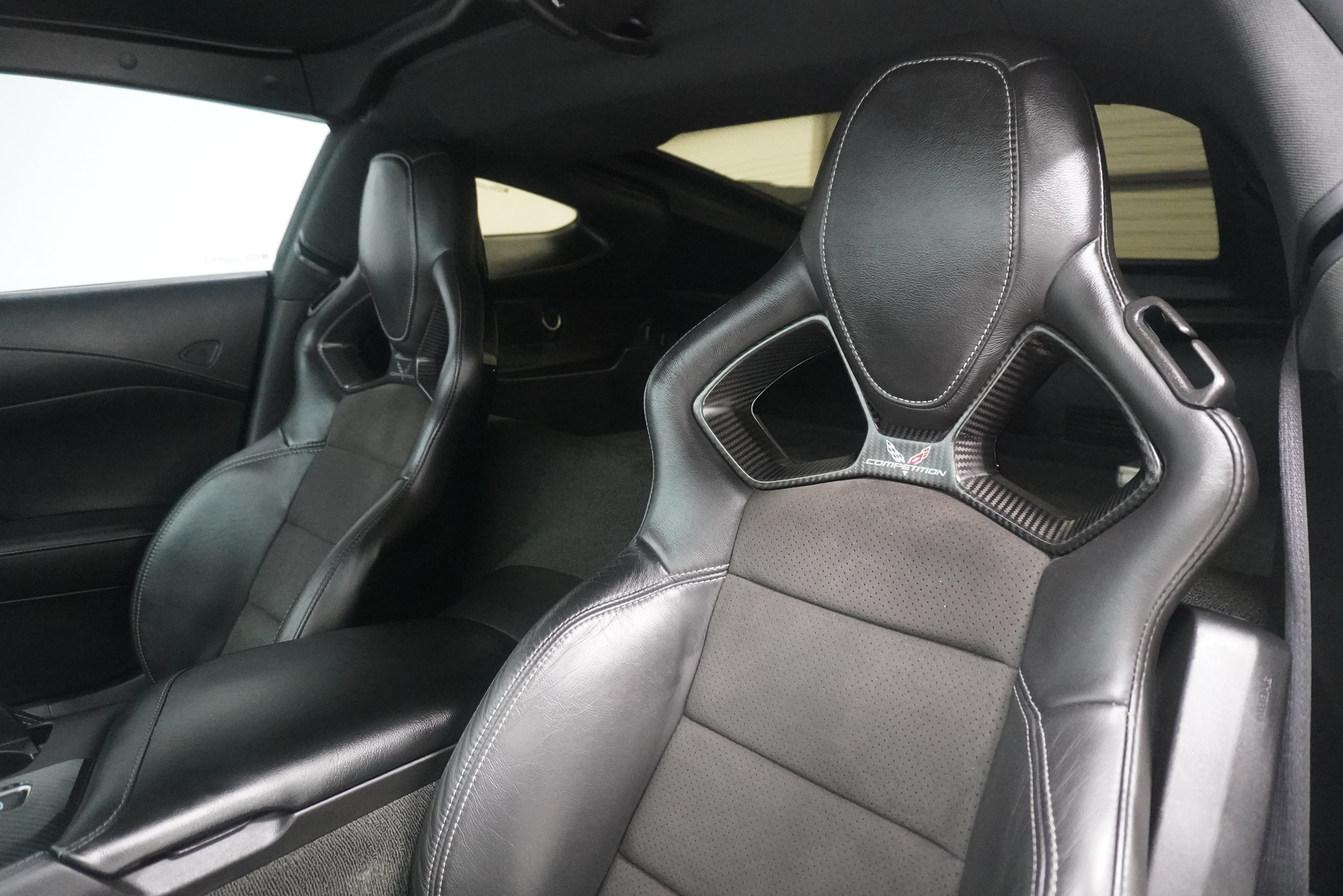 Used 2018 Chevrolet Corvette Grand Sport w/ Z07 Performance Package RWD image 12