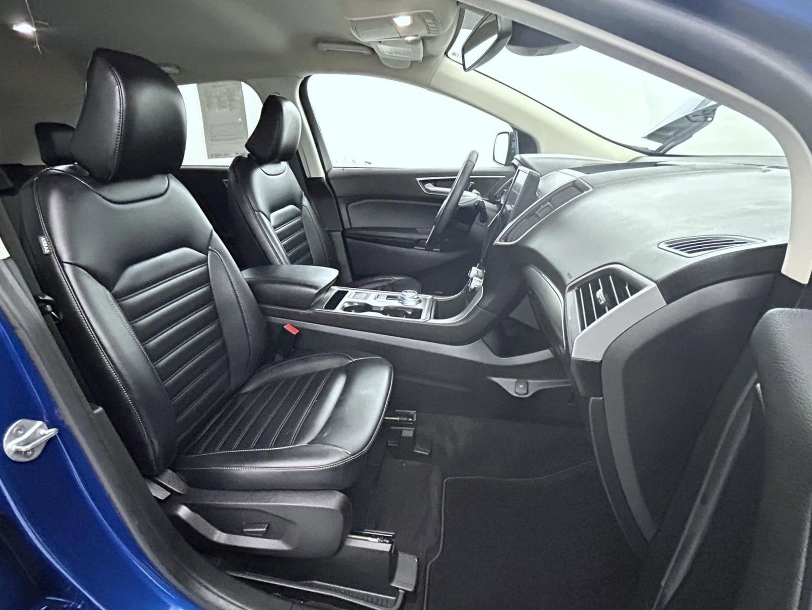 Used 2022 Ford Edge SEL w/ Convenience Package image 15