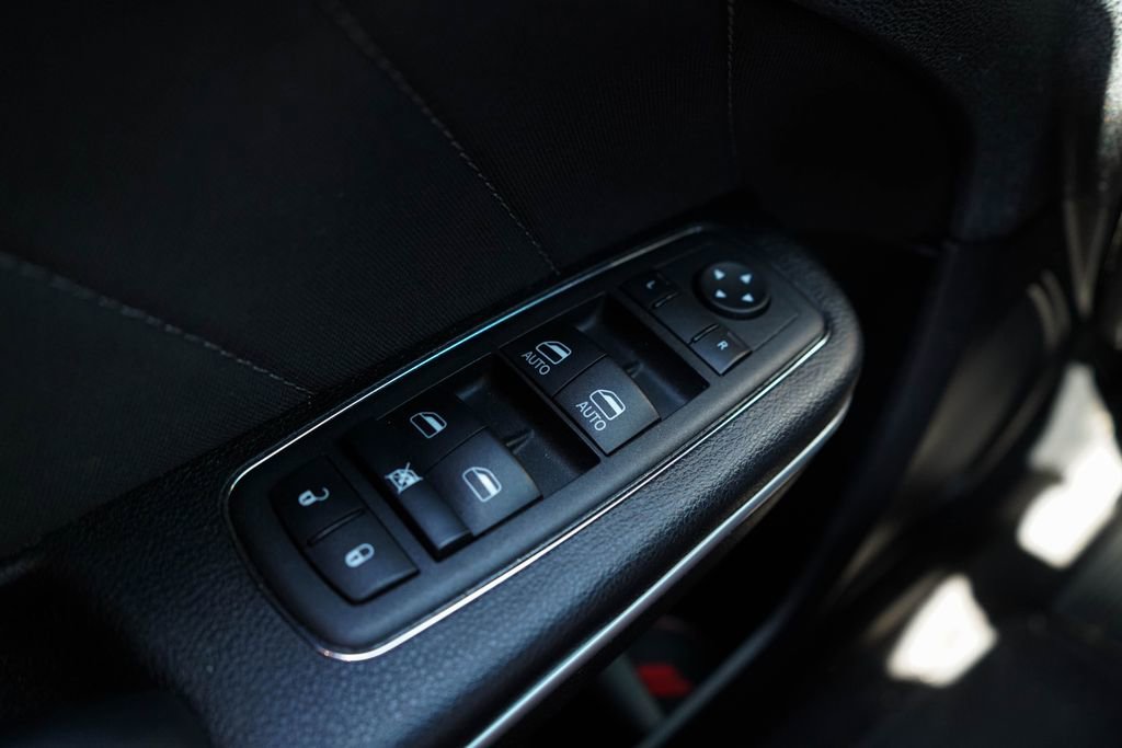 Used 2022 Dodge Charger R/T image 25