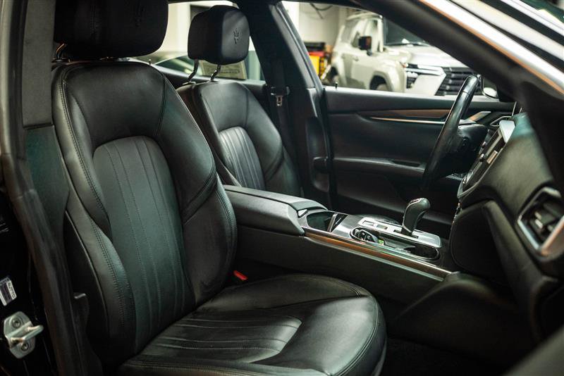 Used 2015 Maserati Ghibli RWD image 14