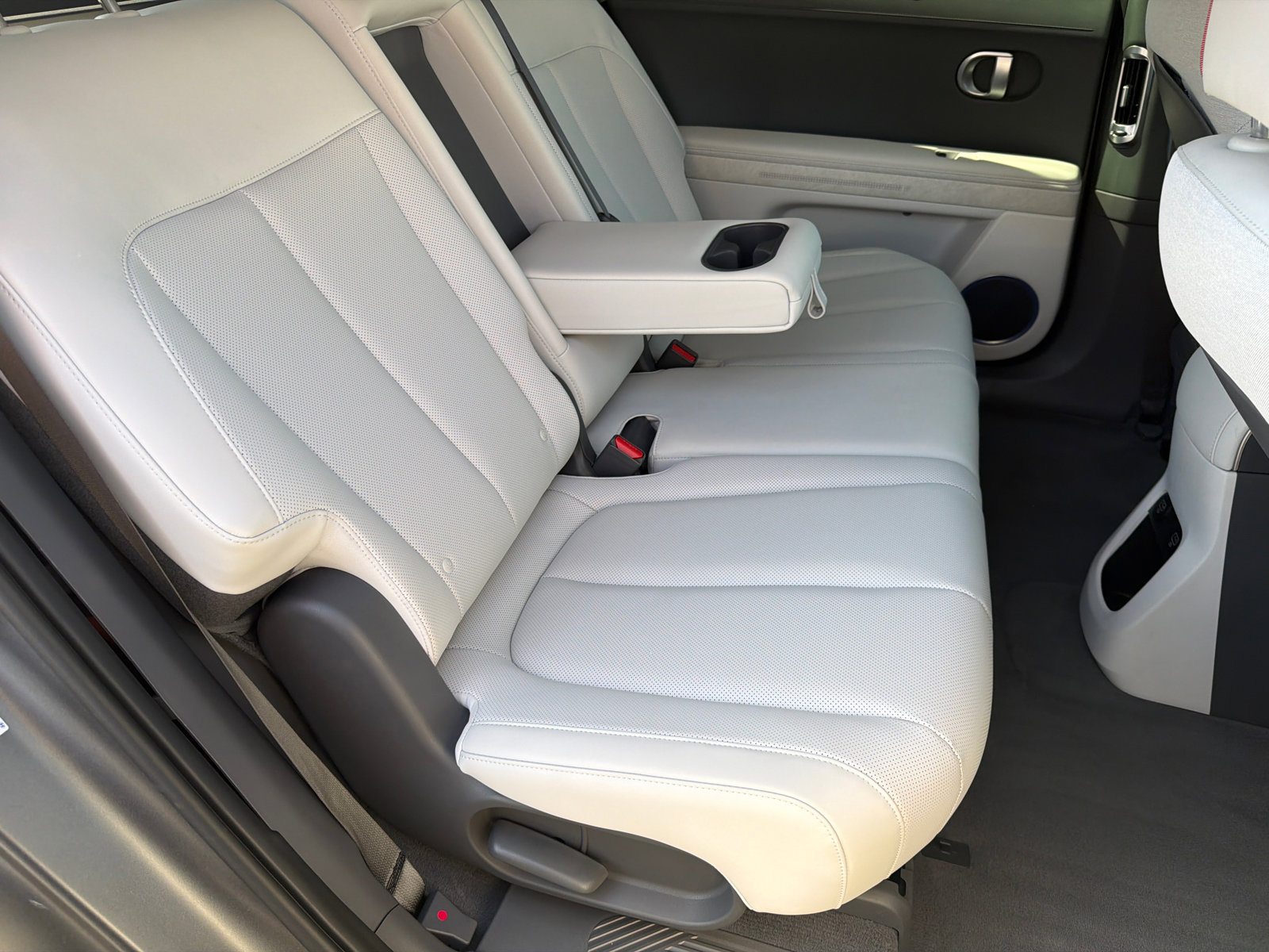 Certified 2024 Hyundai Ioniq 5 Limited RWD image 15
