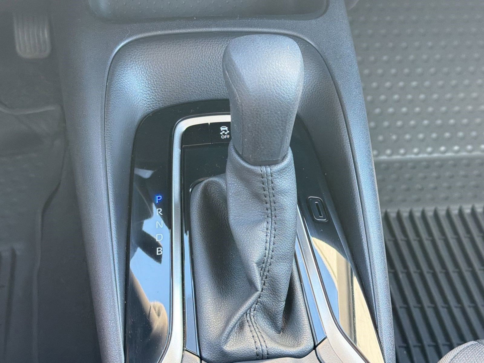 Certified 2024 Toyota Corolla LE FWD image 18