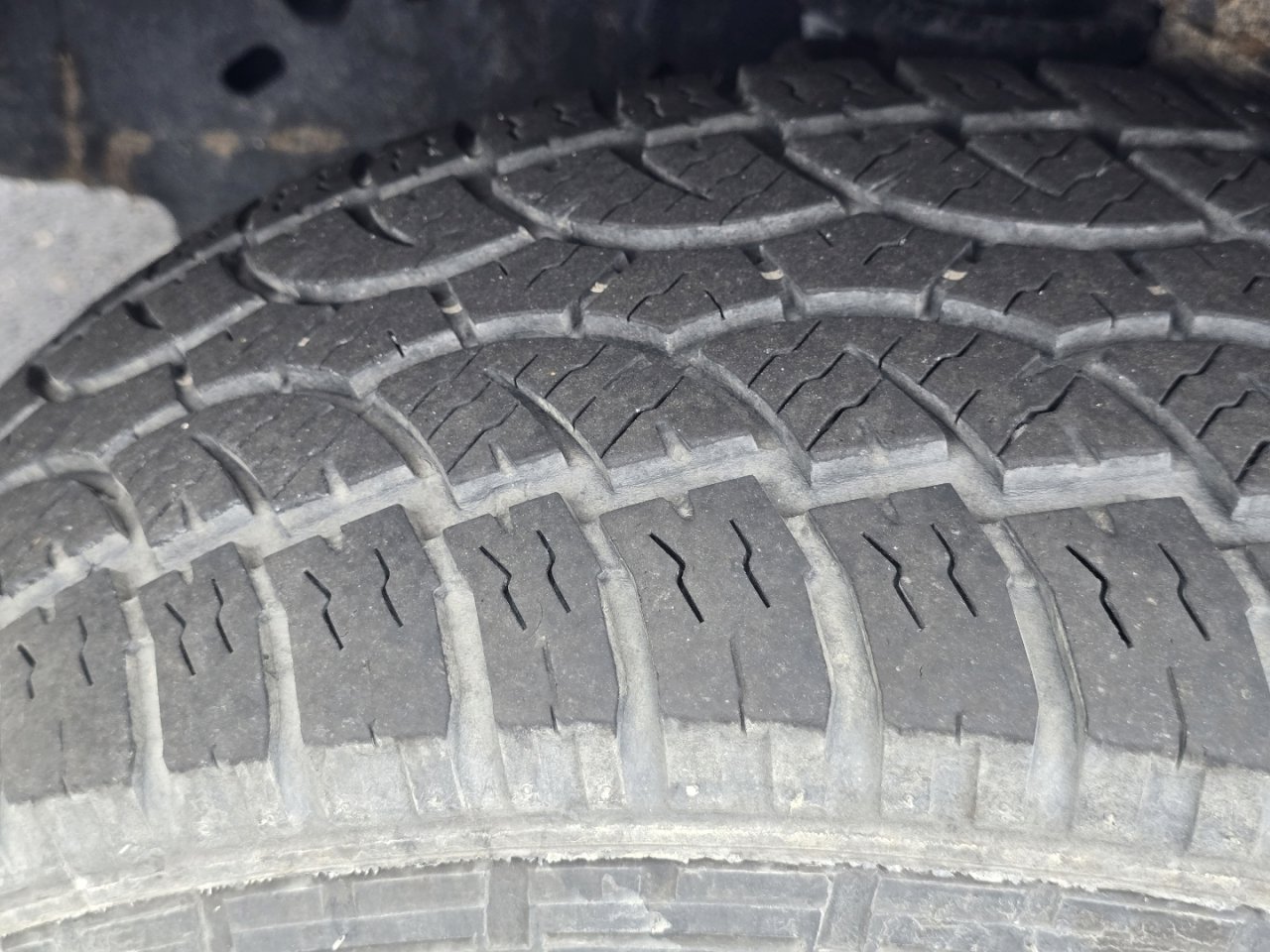 Used 2017 Ford F150 XLT image 11