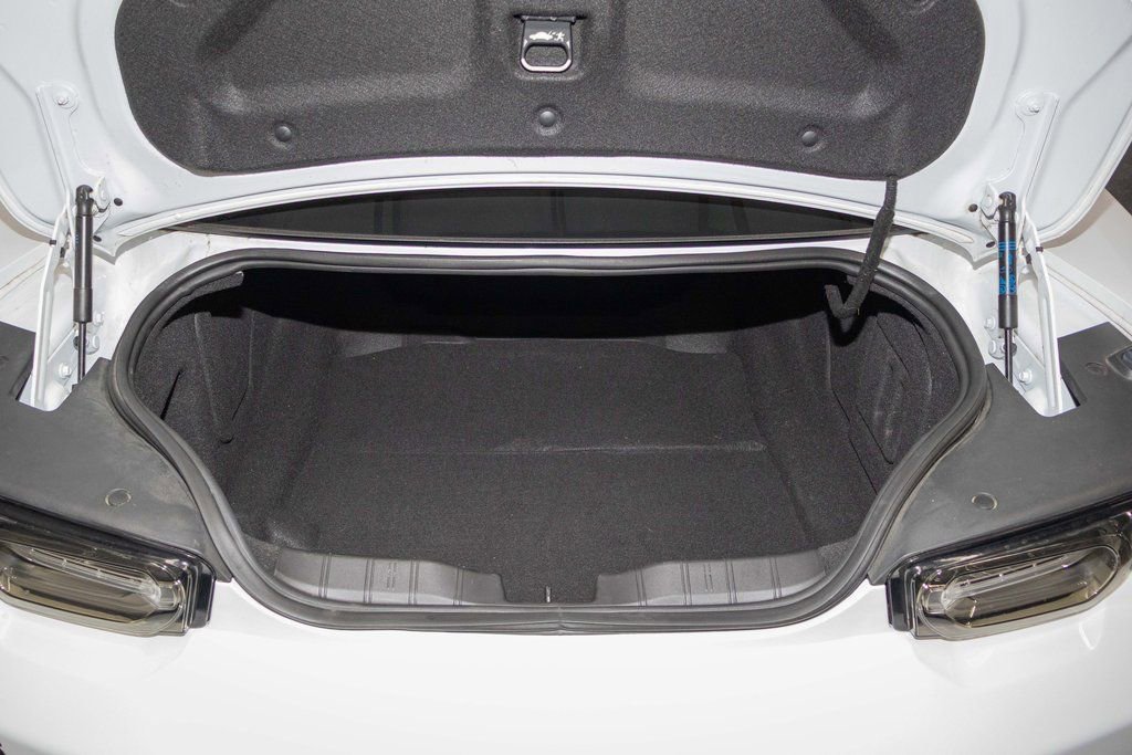 Used 2019 Chevrolet Camaro SS image 13