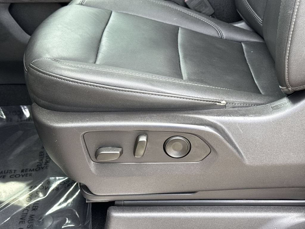 Used 2024 Chevrolet Silverado 1500 LTZ w/ Z71 Off-Road Package AWD/4WD image 14