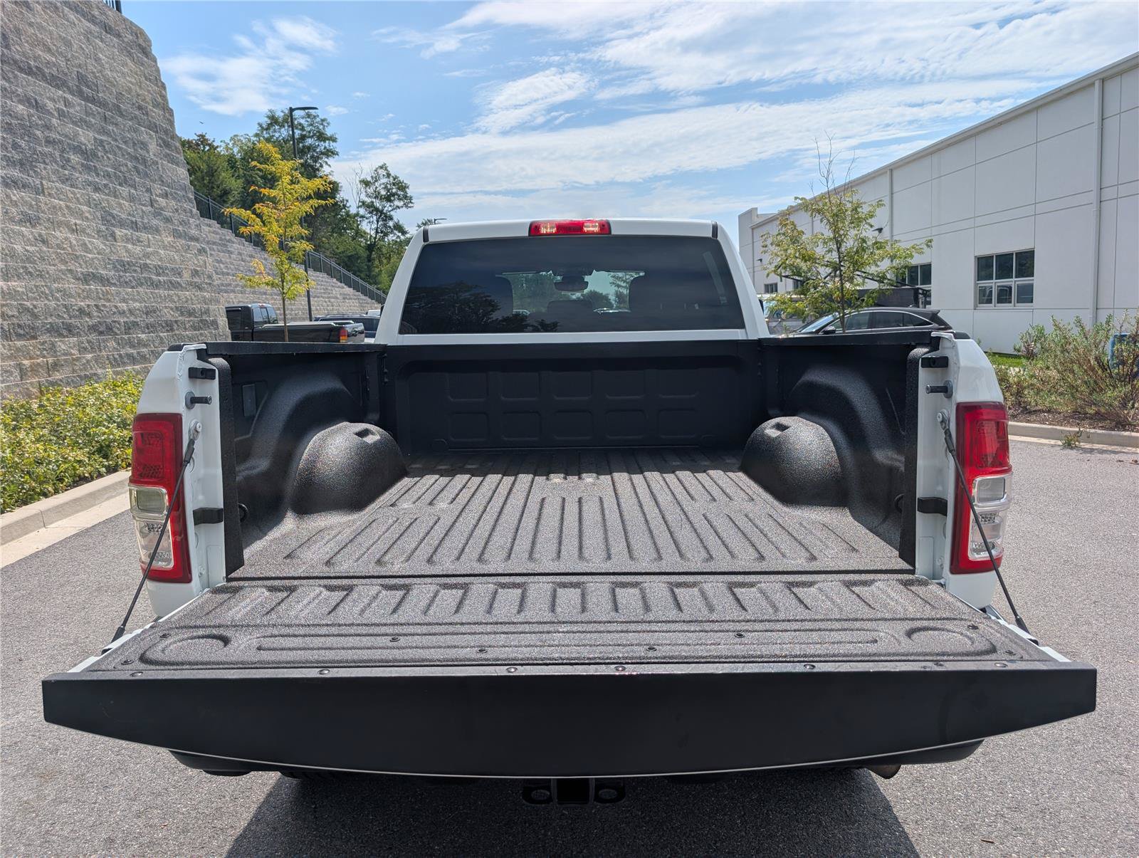 Used 2024 RAM 2500 Big Horn w/ Bed Utility Group AWD/4WD image 14