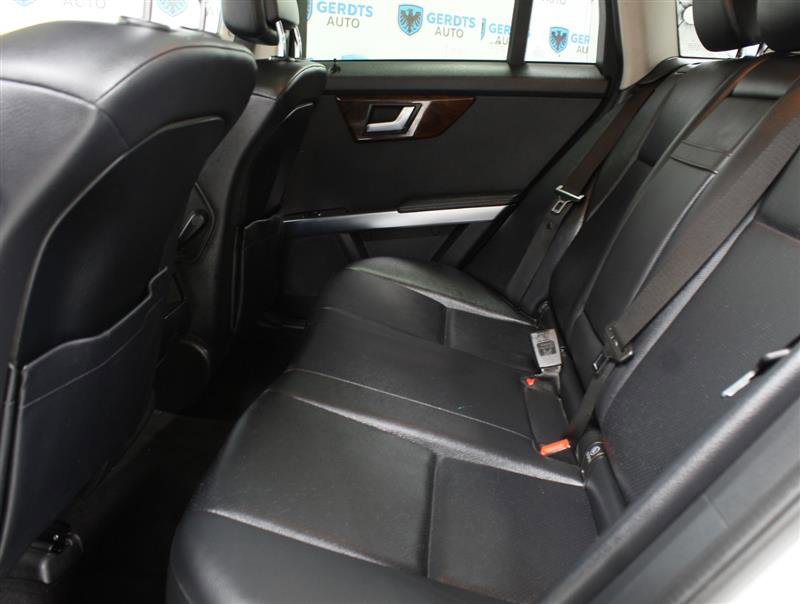 Used 2013 Mercedes-Benz GLK 350 4MATIC w/ Premium 1 Pkg image 17