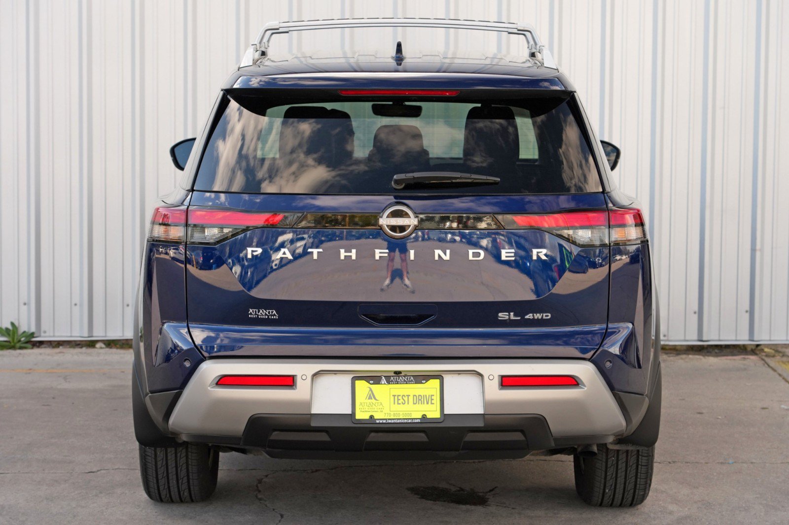 Used 2025 Nissan Pathfinder SL AWD/4WD image 48