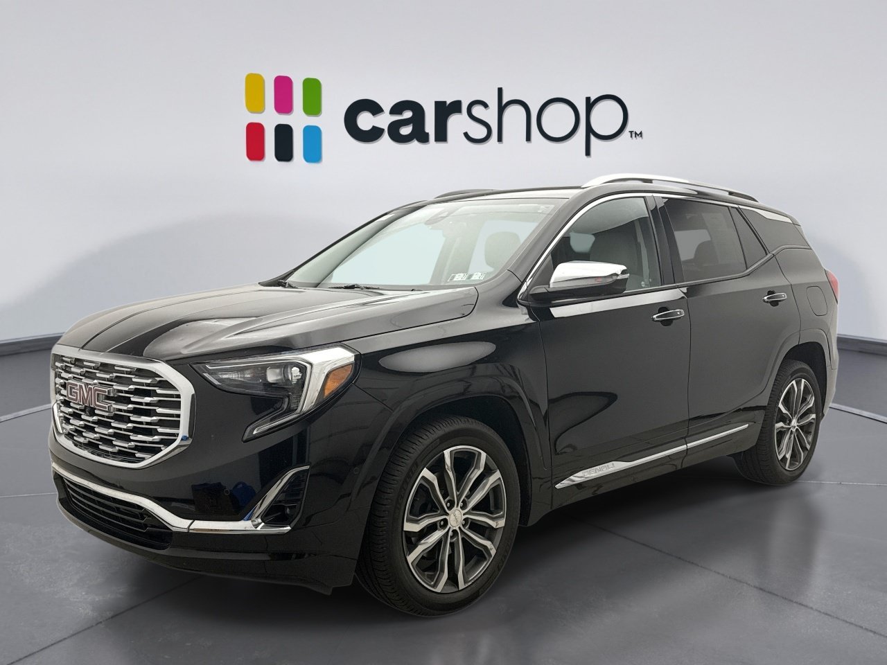 Used 2020 GMC Terrain Denali w/ Denali Premium Package FWD image 1