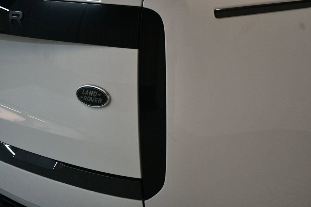 Used 2023 Land Rover Range Rover SE image 18