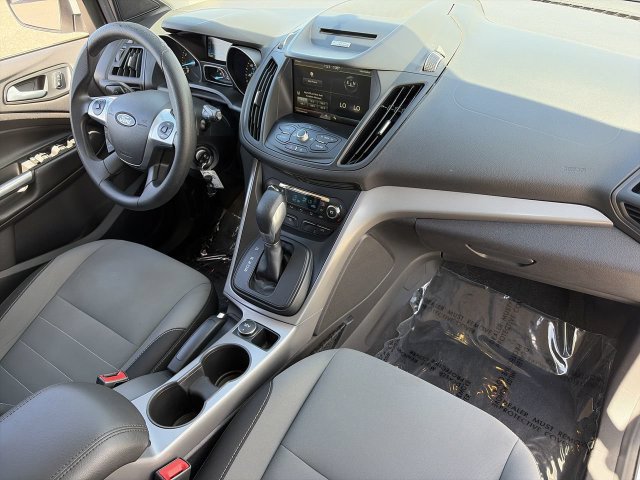 Used 2015 Ford Escape SE w/ Equipment Group 201A FWD image 13