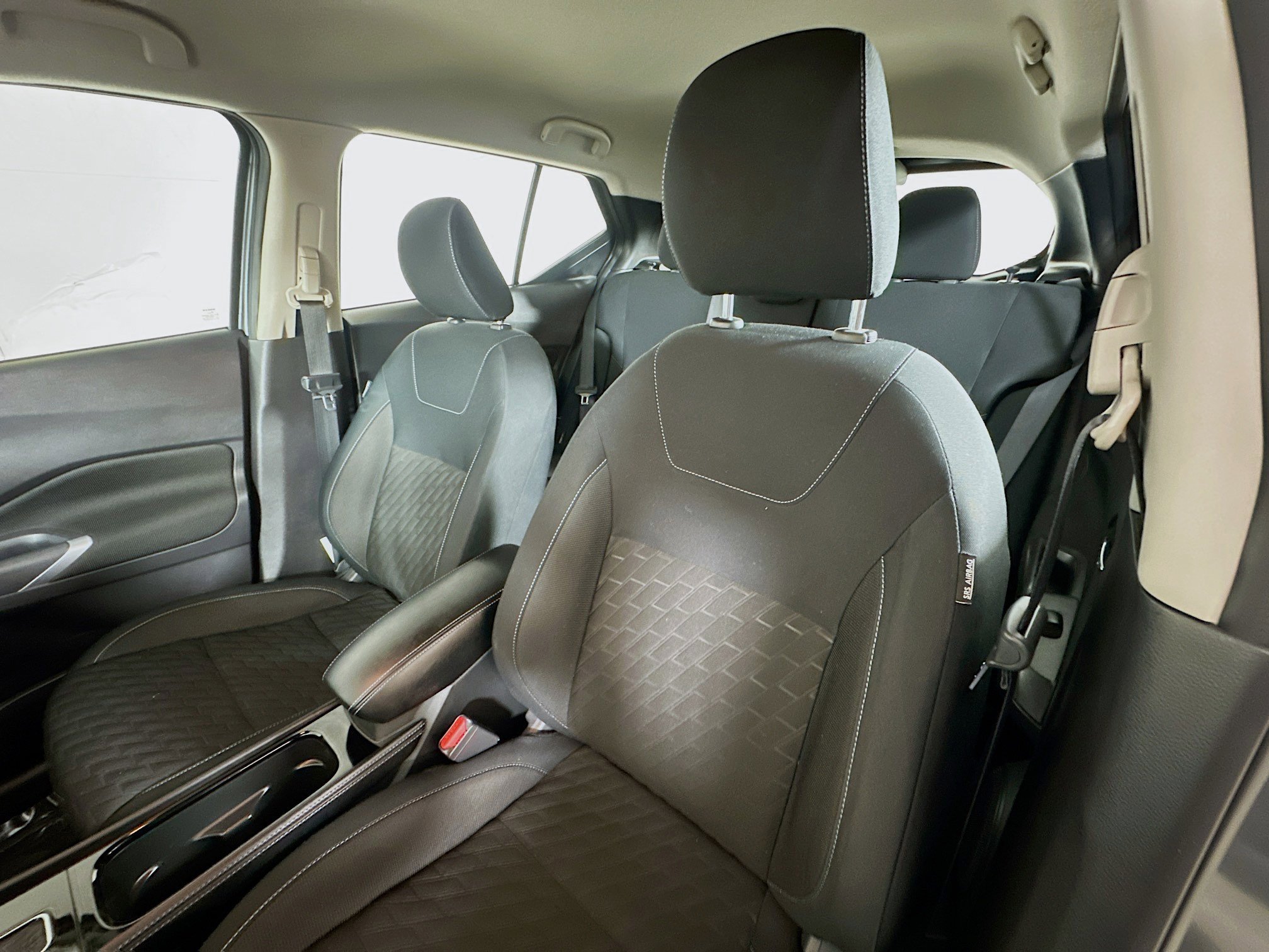 Used 2023 Nissan Kicks SV image 19