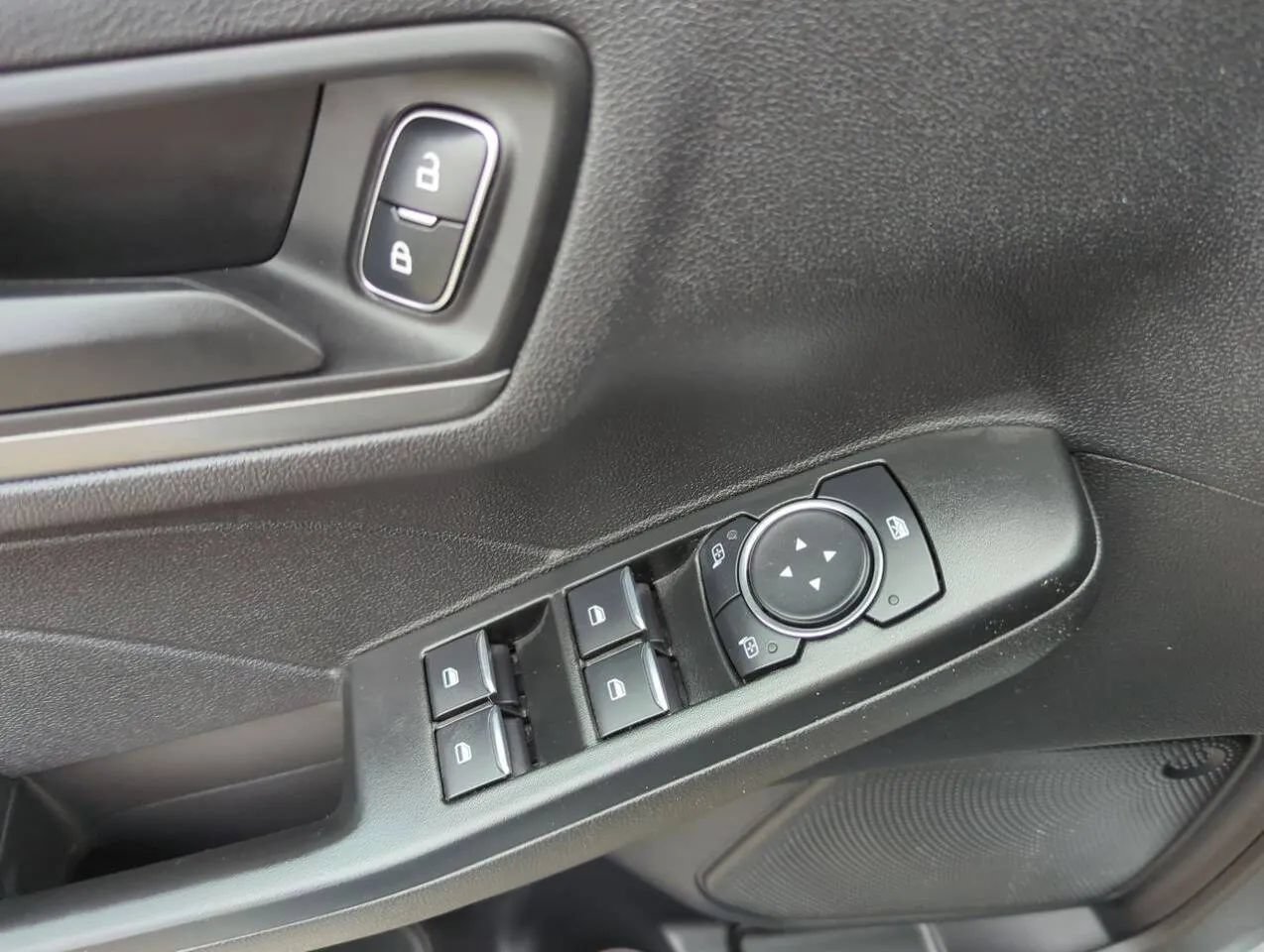 Used 2024 Ford Escape Active AWD/4WD image 12