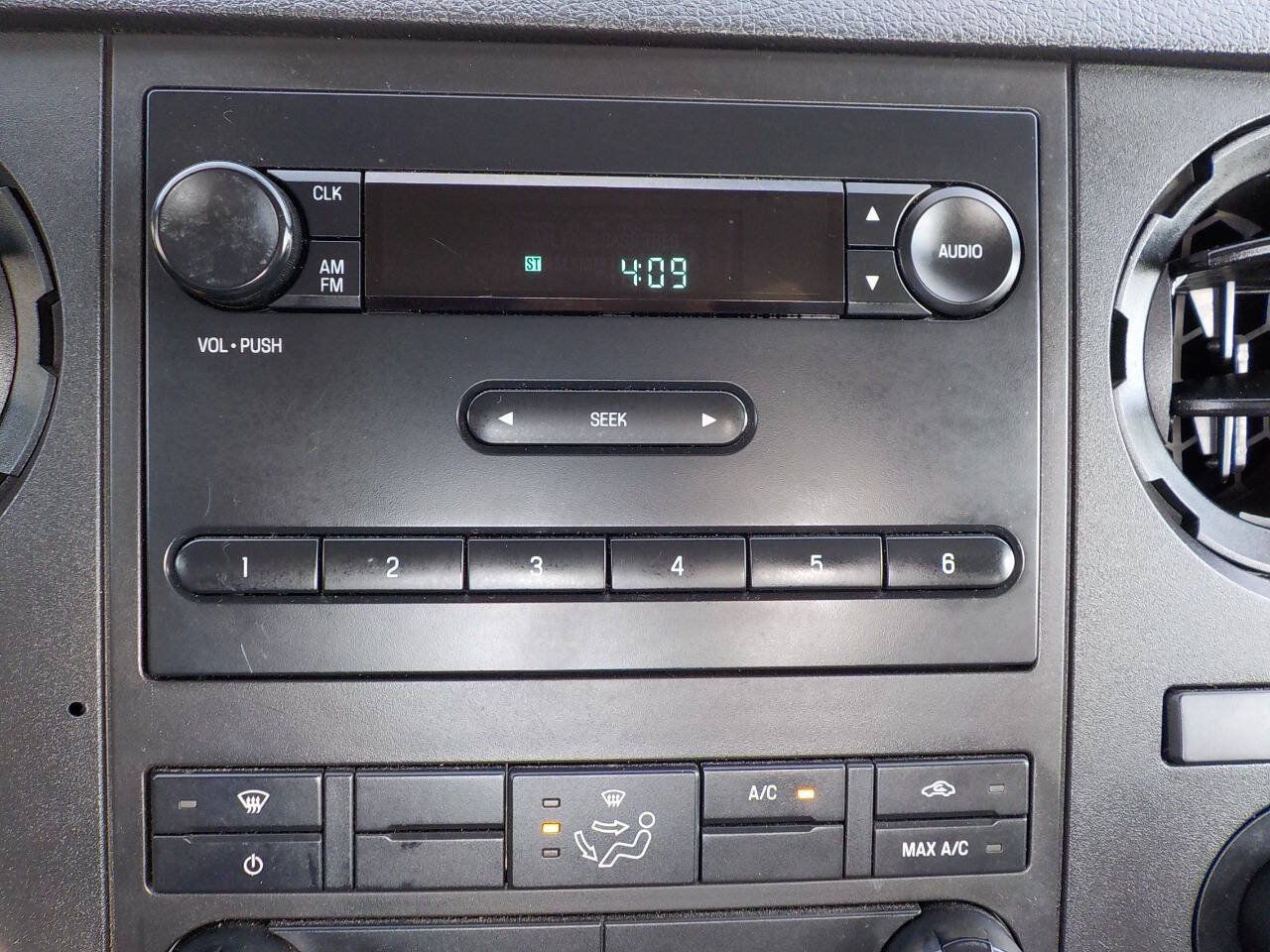 Used 2013 Ford F250 XL AWD/4WD image 17