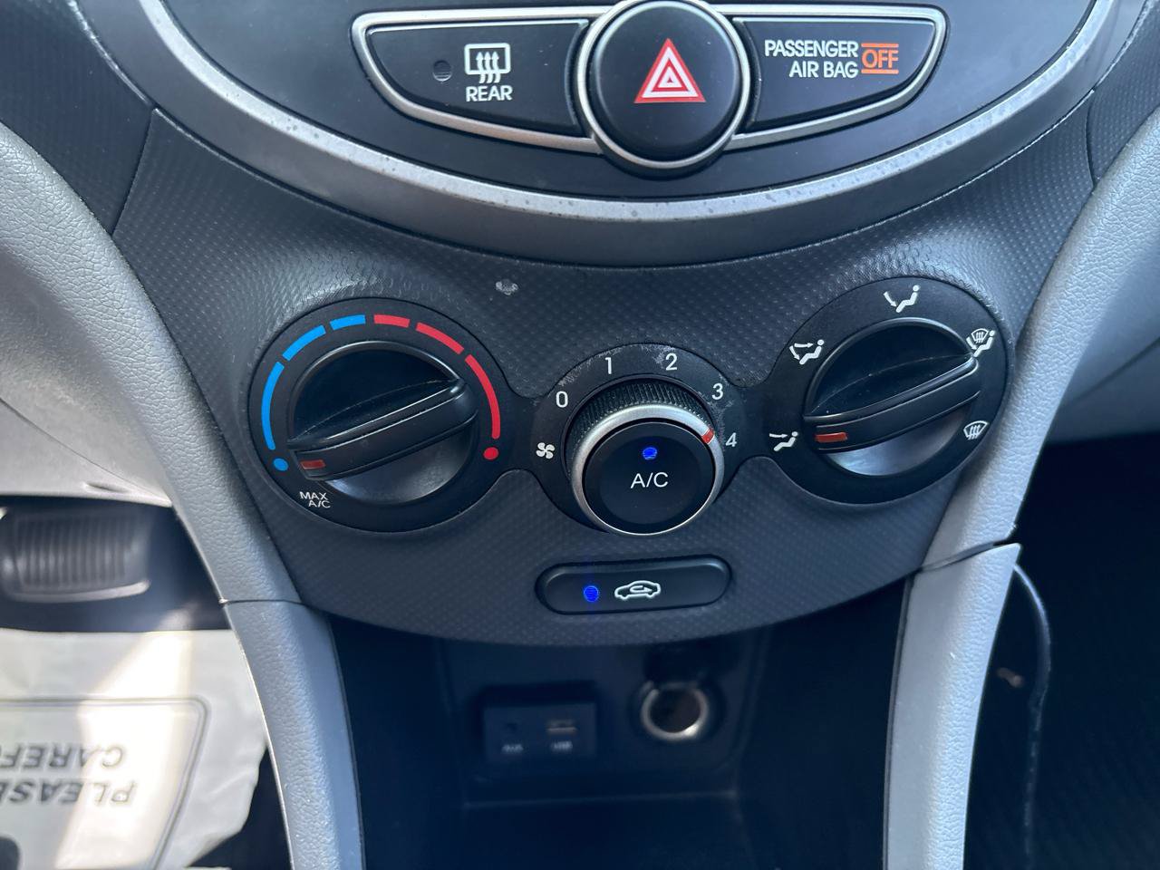 Used 2015 Hyundai Accent GS FWD image 13