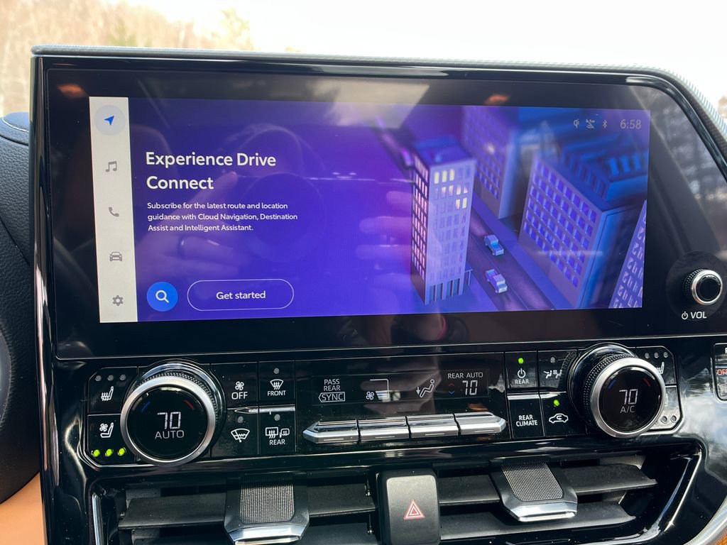 Used 2023 Toyota Highlander Platinum image 19