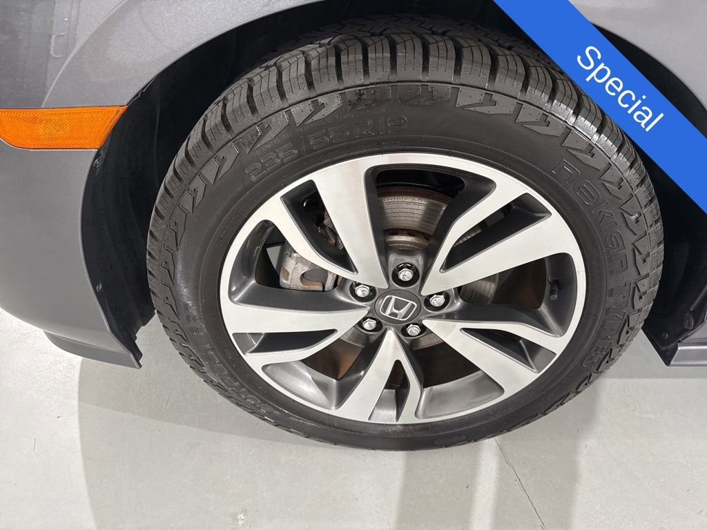 Used 2021 Honda Odyssey Touring image 4