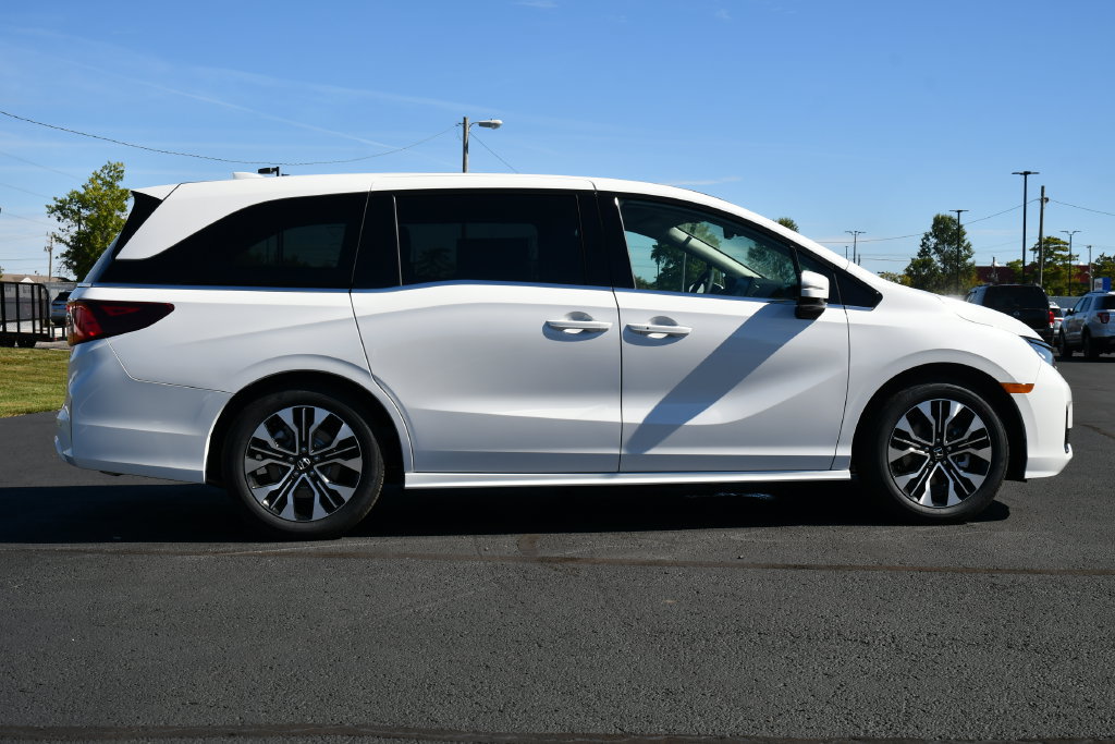 New 2027 Honda Odyssey Elite image 8