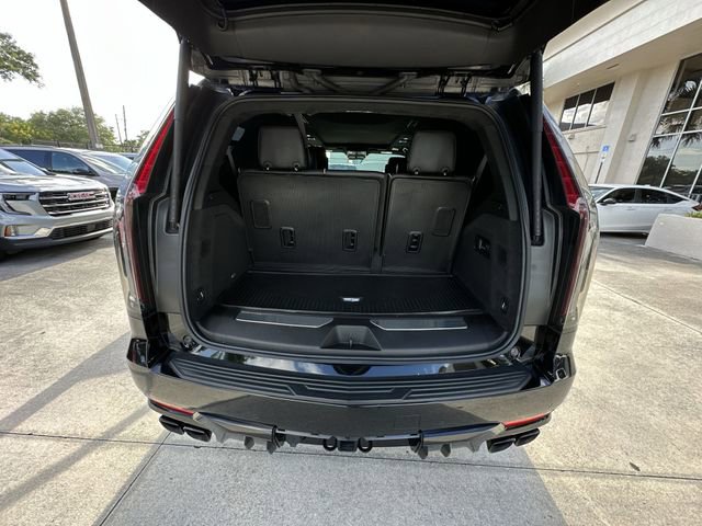 Certified 2023 Cadillac Escalade V AWD/4WD image 33