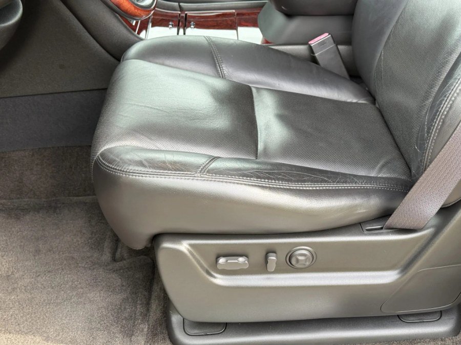 Used 2009 Cadillac Escalade Hybrid image 36