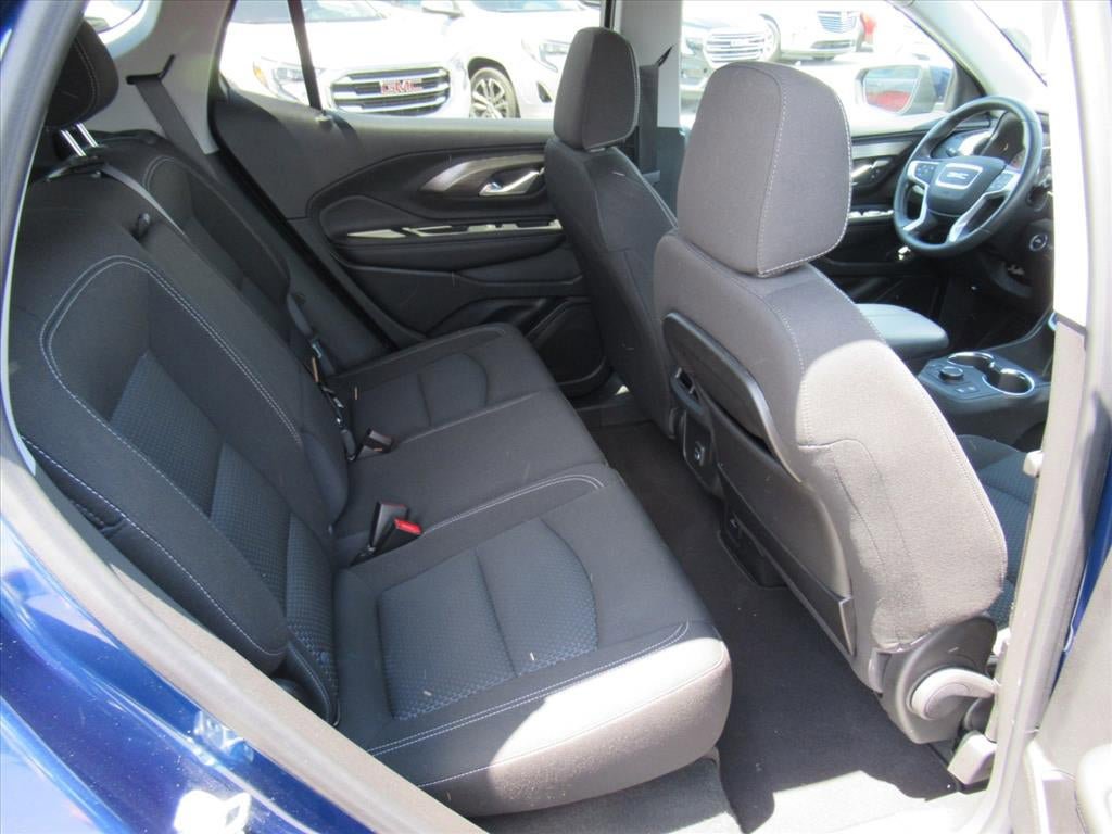 Used 2022 GMC Terrain SLE w/ Driver Convenience Package FWD image 28