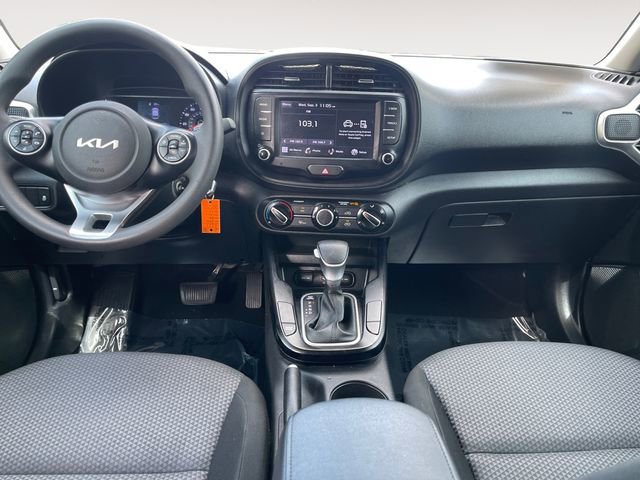 Used 2022 Kia Soul LX FWD image 10
