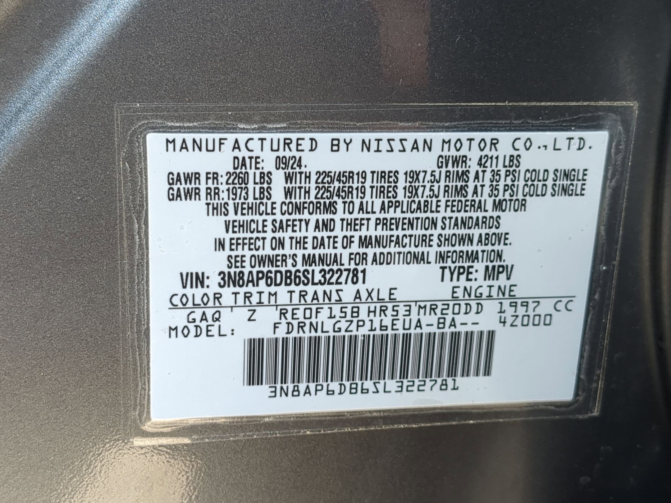 Used 2025 Nissan Kicks SR image 35