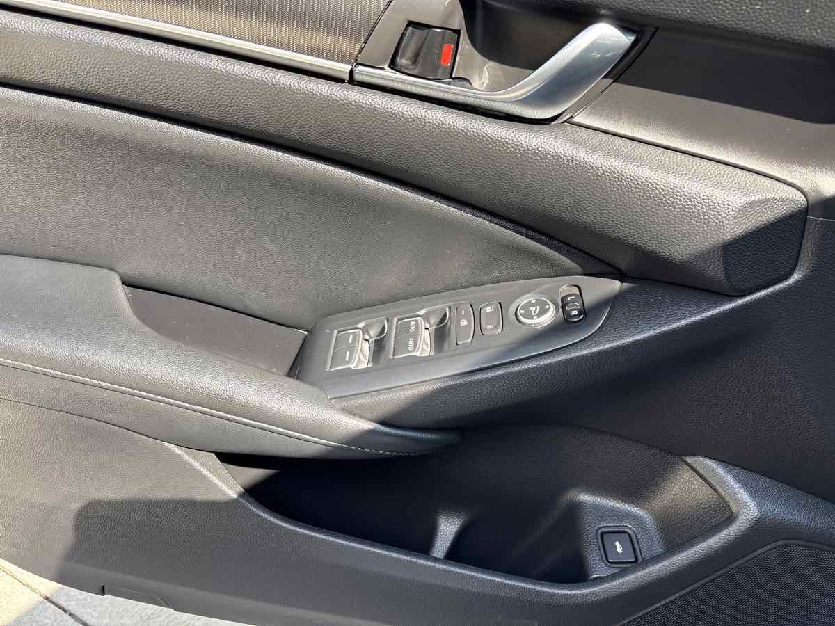 Used 2021 Honda Accord Sport image 20