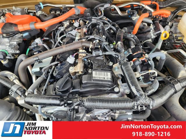 Used 2025 Toyota Land Cruiser w/ Premium Package image 34