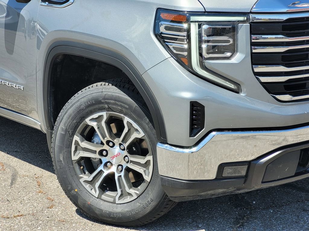 Used 2025 GMC Sierra 1500 SLT AWD/4WD image 9