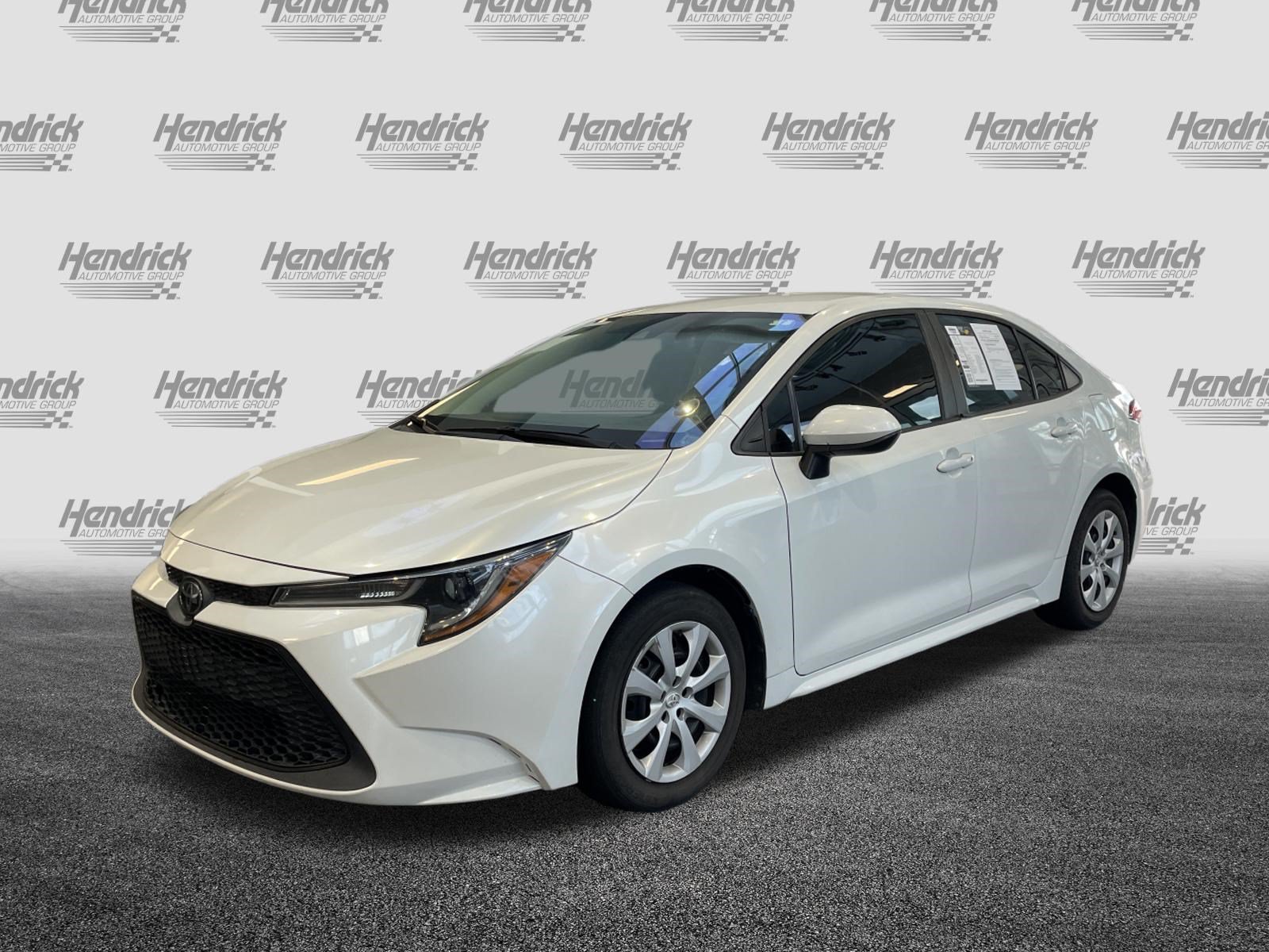 Used 2022 Toyota Corolla LE FWD image 6