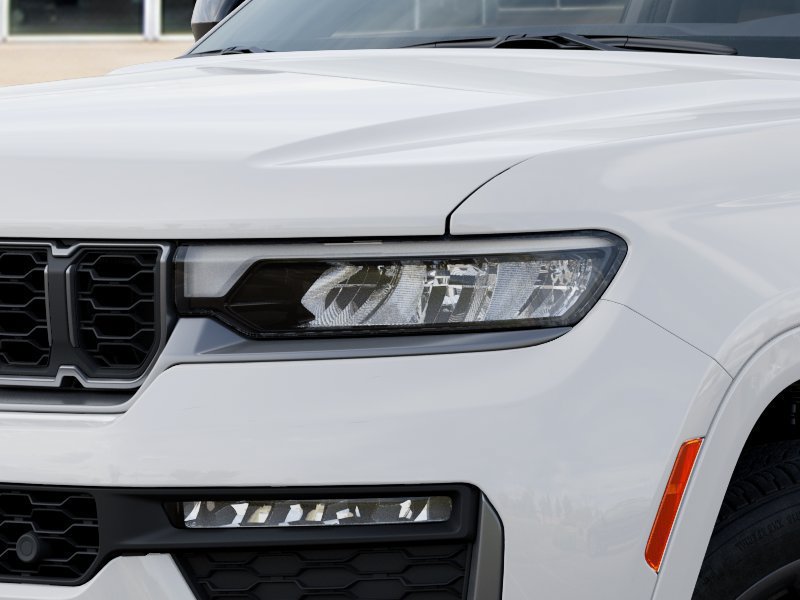 New 2027 Jeep Grand Cherokee Limited AWD/4WD image 10