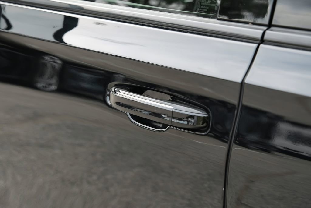 Used 2021 Cadillac Escalade ESV Sport Platinum image 52