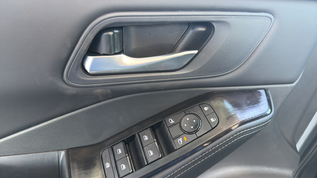 New 2026 Nissan Rogue SV AWD/4WD image 19