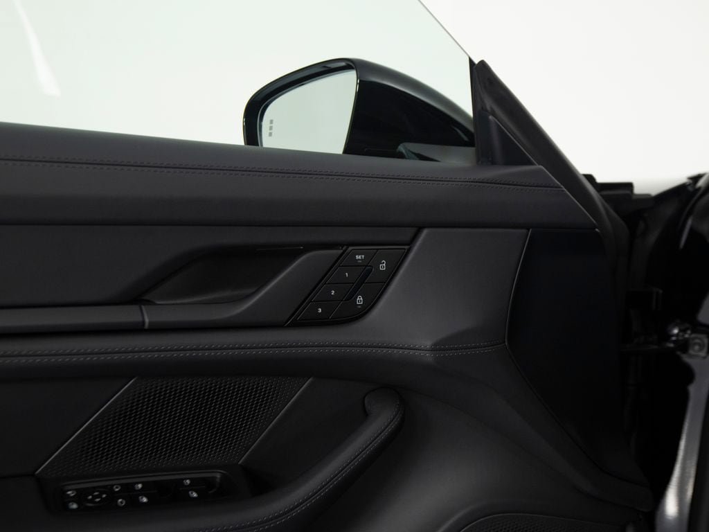 New 2026 Porsche Taycan AWD/4WD image 19