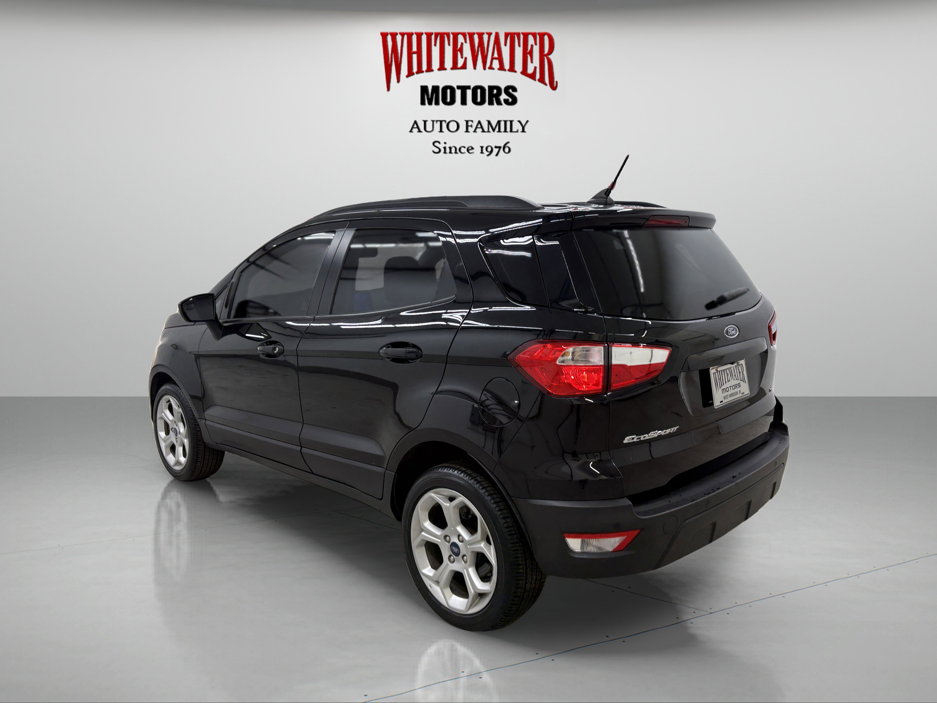 Used 2021 Ford EcoSport SE w/ SE Appearance Package FWD image 2