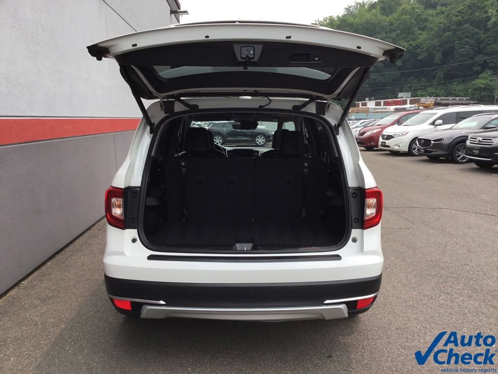 Used 2021 Honda Pilot Touring image 12