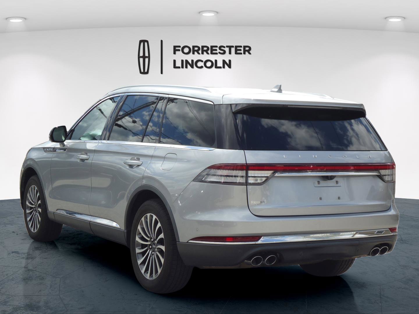 Used 2020 Lincoln Aviator Reserve w/ Equipment Group 201A AWD/4WD image 5