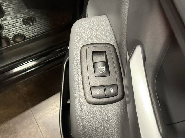 Used 2021 RAM 1500 Big Horn image 25