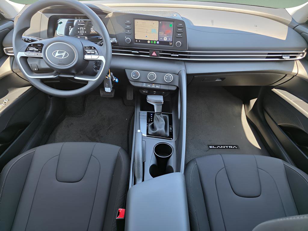 New 2026 Hyundai Elantra SE image 17