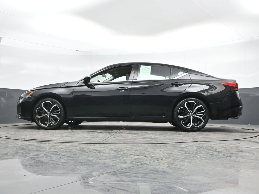 Used 2025 Nissan Altima 2.5 SR image 48