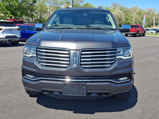 Used 2017 Lincoln Navigator L Select AWD/4WD image 2