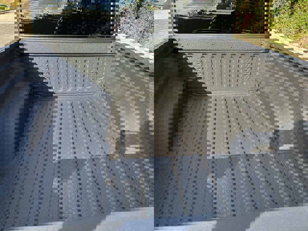 New 2025 Jeep Gladiator Rubicon w/ Convenience Group image 10