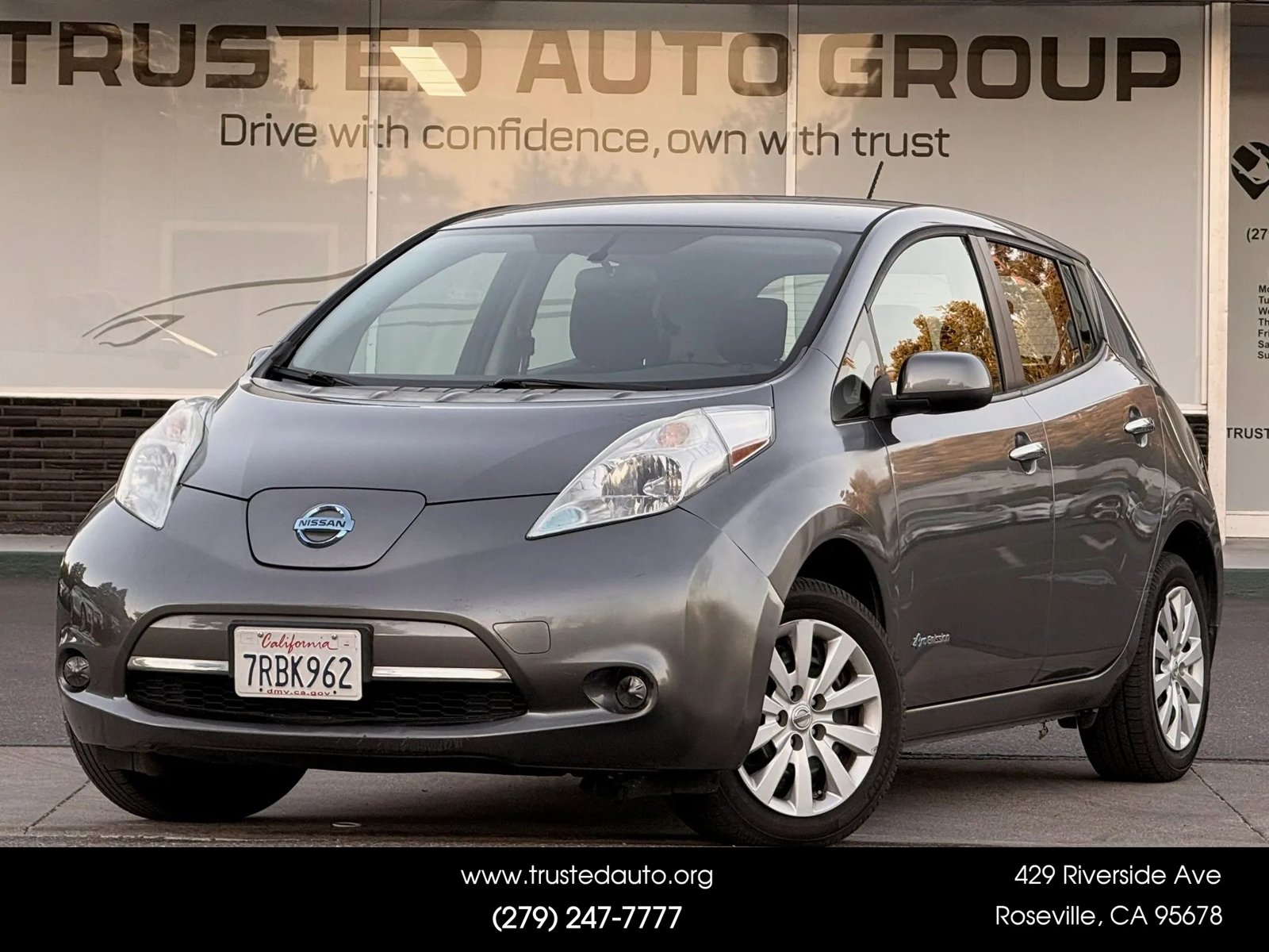 Used 2016 Nissan Leaf S w/ Charger Package FWD image 1