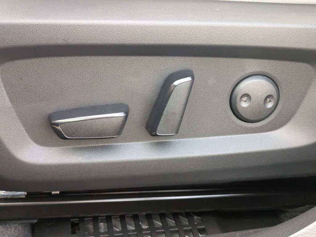 New 2025 Mitsubishi Outlander SEL image 22