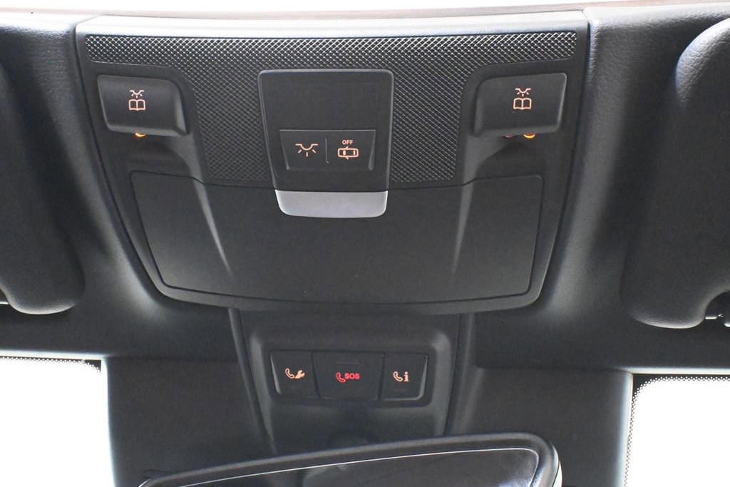 Used 2018 Mercedes-Benz C 300 4MATIC Cabriolet image 32