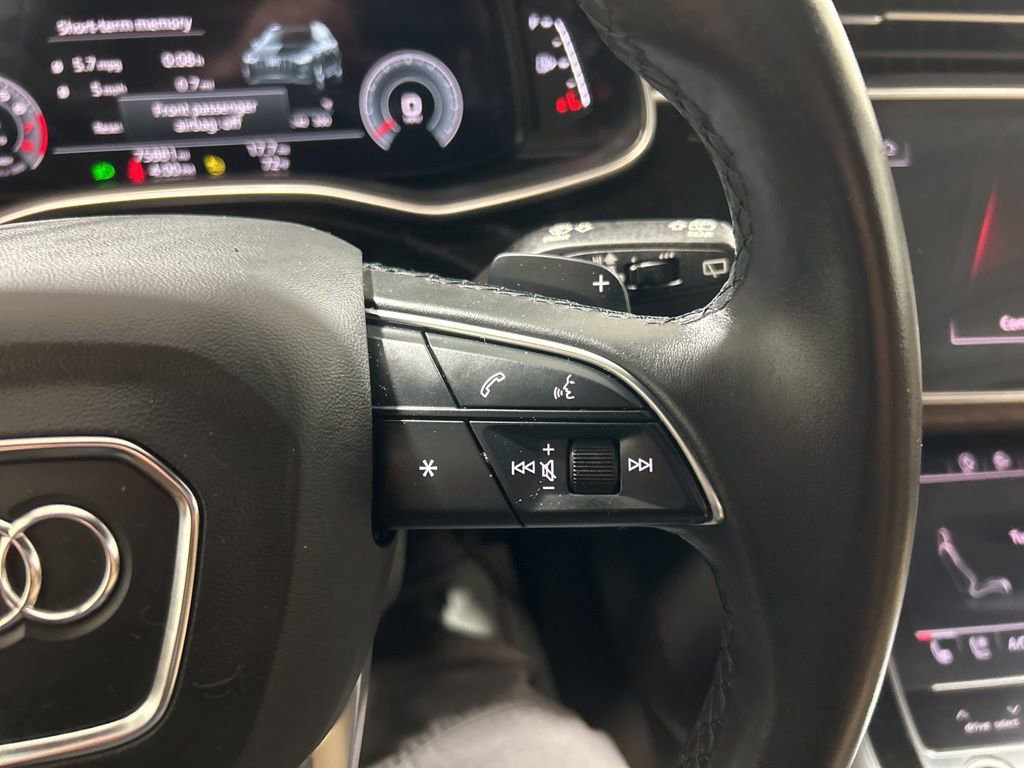 Used 2022 Audi Q7 3.0T Prestige image 28